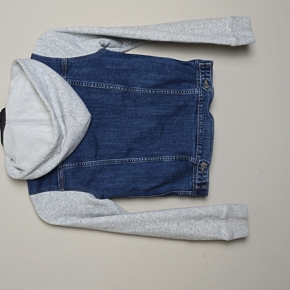 Women's  Levi's  Hoodies - Picture 6 of 6